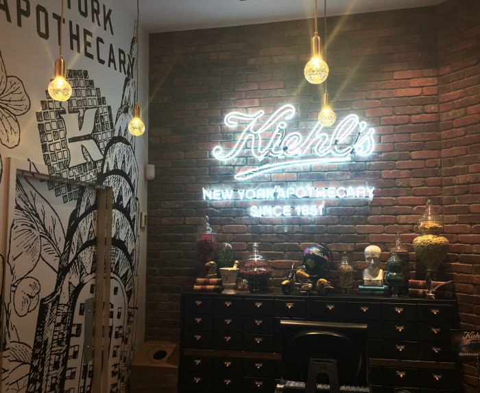 Kiehl's Eaton-Centre Grand Opening // Toronto Beauty Reviews