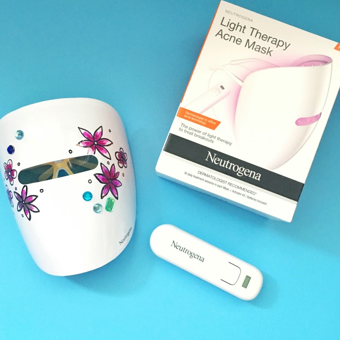 Neutrogena Light Therapy Acne Mask | Toronto Beauty Reviews
